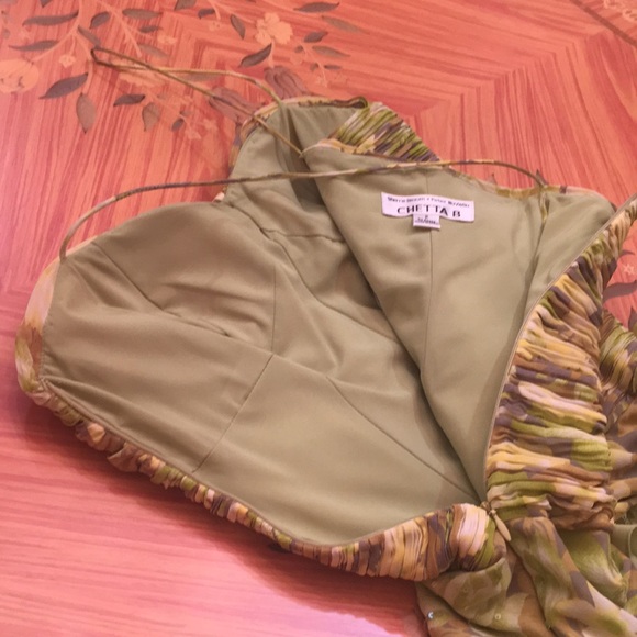 Chetta B. Ruched Floral Sequined Silk MIDI dress sz.2 - Picture 15 of 16